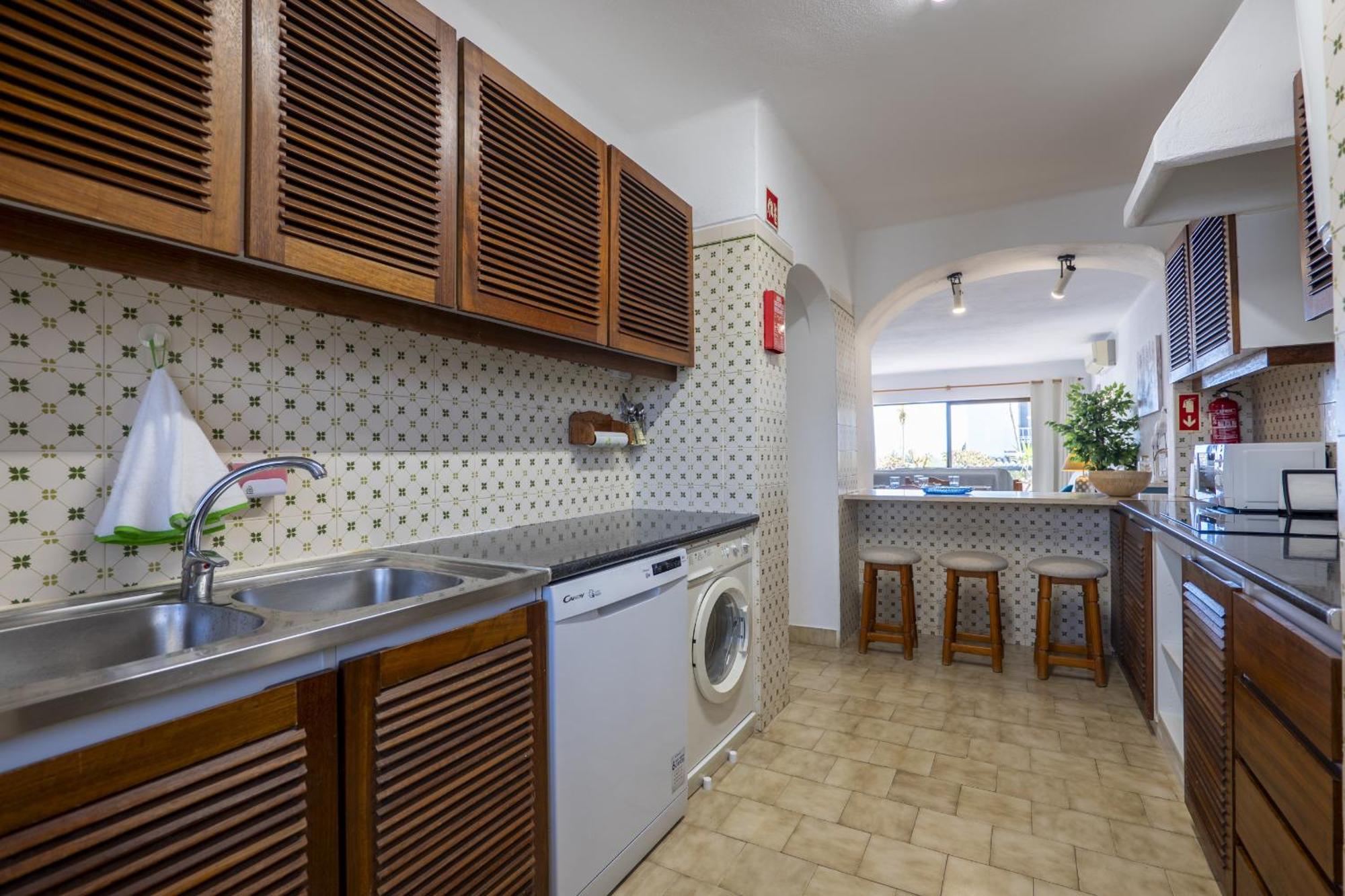 Apartment De 2 Quartos Hibiscus 40a Na De Sao Rafael - Albufeira, Algarve *