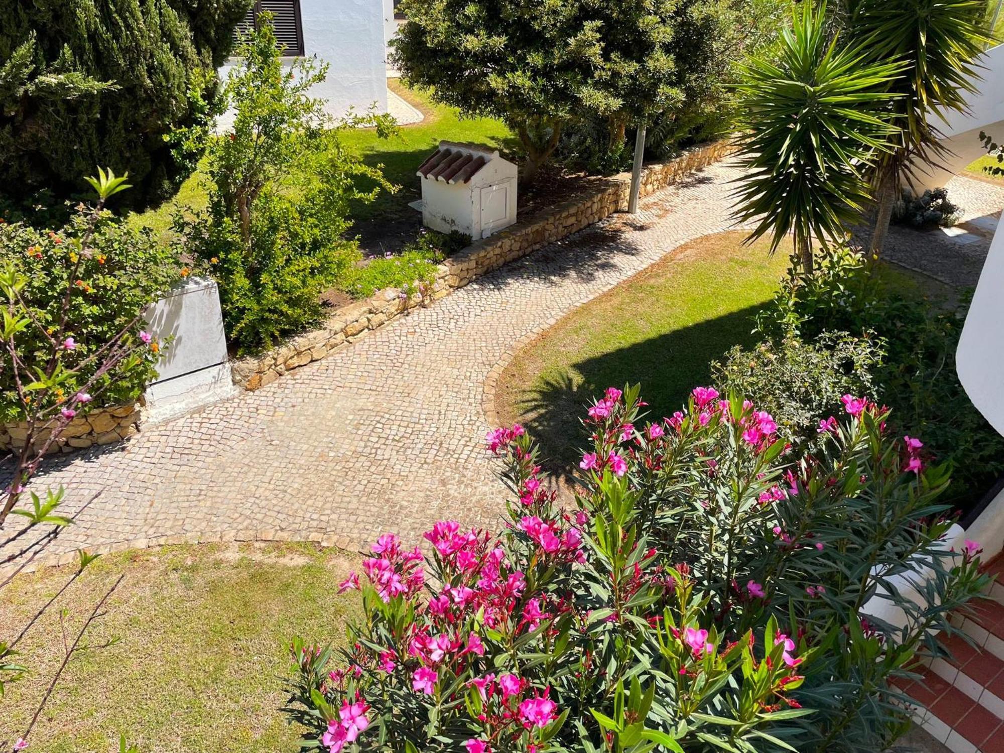 De 2 Quartos Hibiscus 40a Na De Sao Rafael - Albufeira, Algarve Apartment